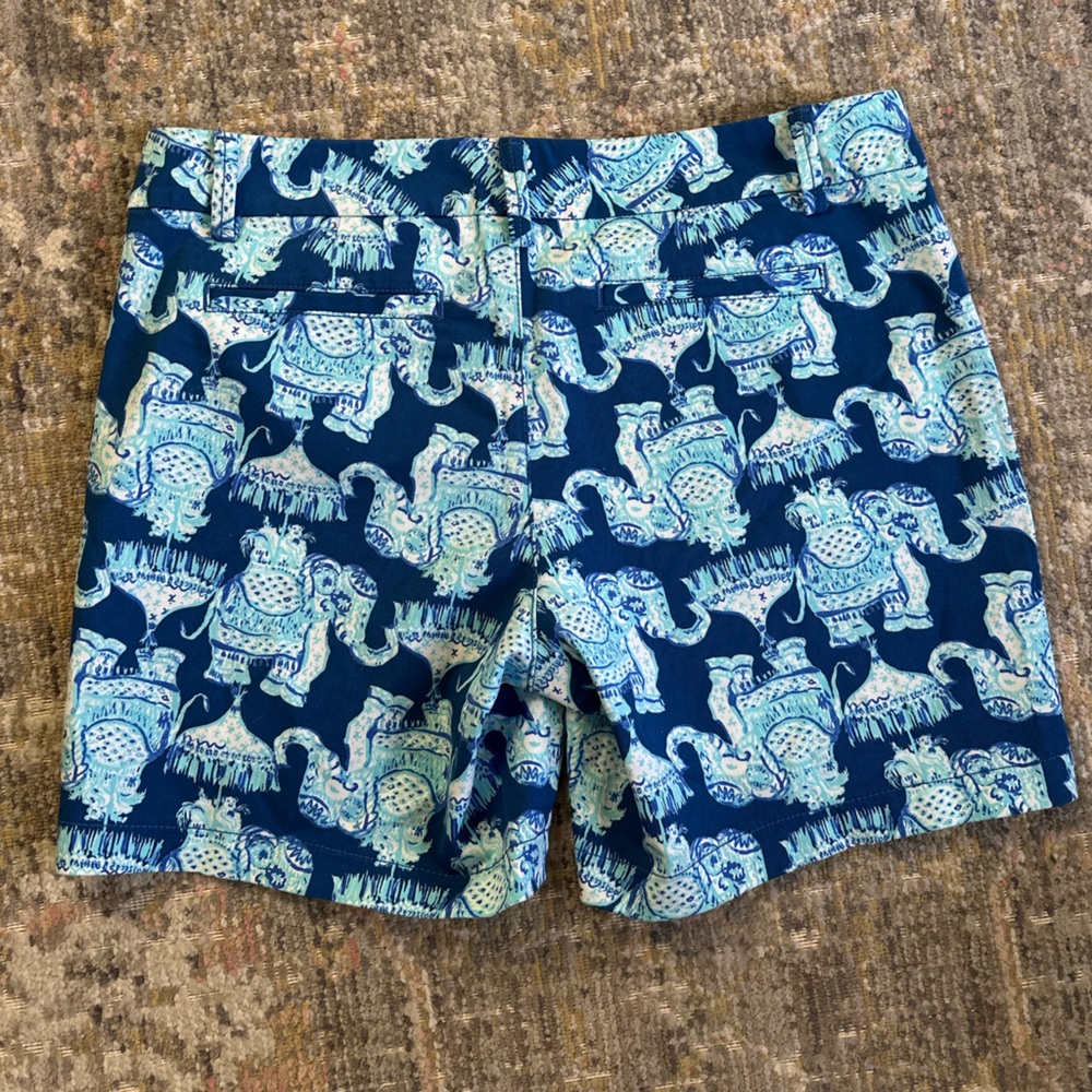 Lilly Pulitzer The Jayne Stretch Short 7” Inseam Deep Indigo Joy Ride Elephant - Picture 7 of 7